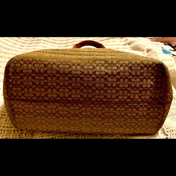 Authentic Coach Mini Signature Soho Bag - Picture 7 of 9